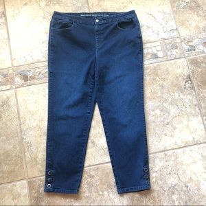 Chico’s Perfect Stretch Girlfriend Ankle Jeans